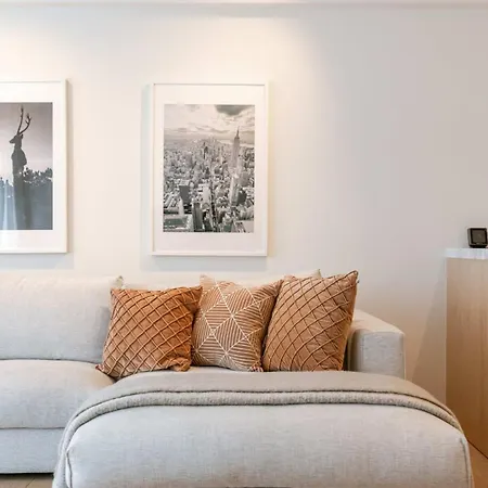 Huswell - Trendy On Location In For 7 Apartmán