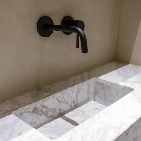 Huswell - Trendy On Location In For 7 Knokke-Heist